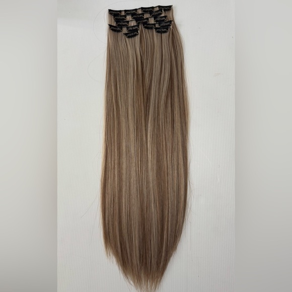 Light Brown With Light Blonde highlights Hair Extensions 24 in - Human blend - Picture 7 of 10